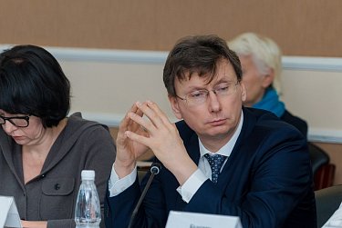 Повышение зарплат «указникам», субсидии на капремонт, индексация коммунальных расходов…